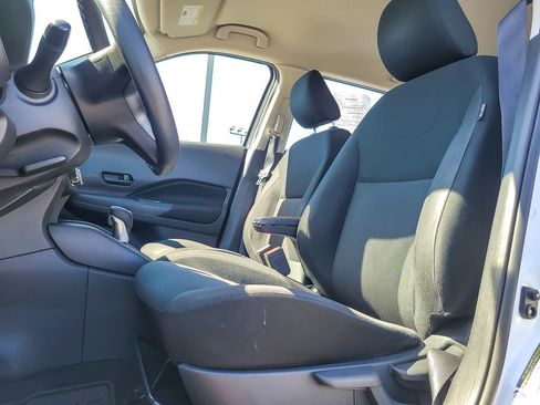 Used 2023 Nissan Kicks S image 7