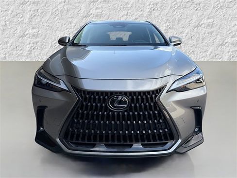 Used 2025 Lexus NX 250 FWD w/ Premium Package image 8
