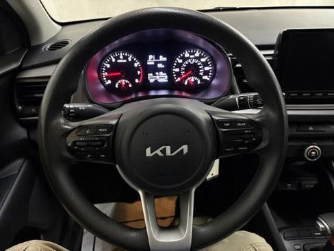 Used 2022 Kia Rio S FWD image 28