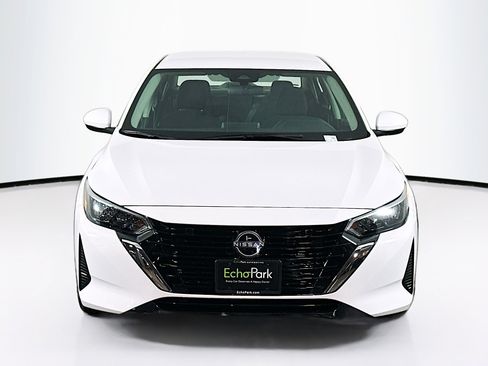 Used 2024 Nissan Sentra S image 2