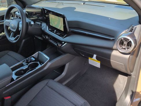 New 2027 Chevrolet Equinox LT AWD/4WD image 23