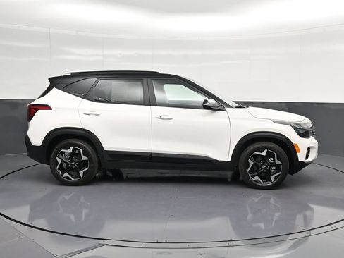 Used 2025 Kia Seltos S FWD image 4