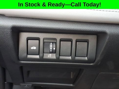 Used 2025 Subaru Legacy Limited AWD/4WD image 21