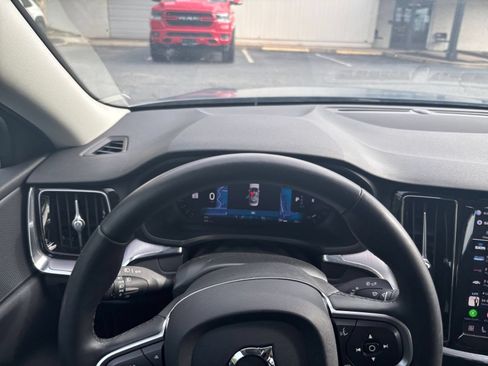 Used 2024 Volvo S60 B5 Core FWD image 26