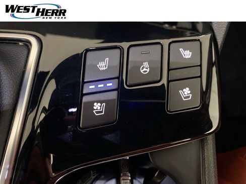 Used 2024 Kia Sportage SX AWD/4WD image 9