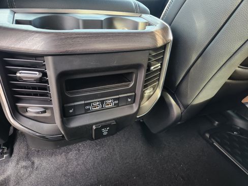 New 2026 RAM 1500 Laramie w/ Night Edition AWD/4WD image 9