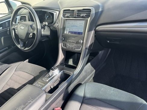 Certified 2020 Ford Fusion SE image 19