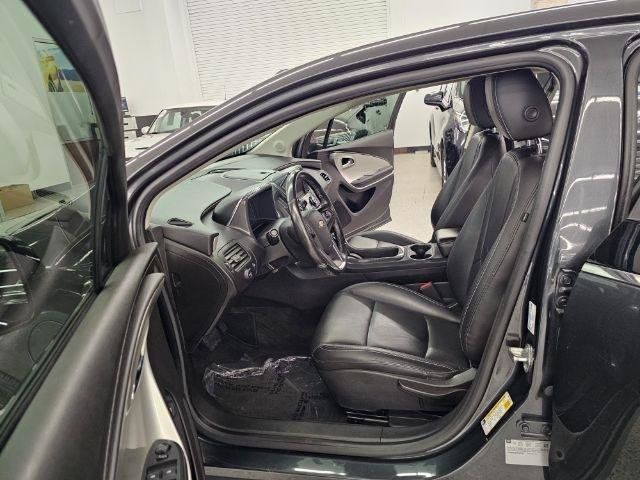 Used 2015 Chevrolet Volt Premium w/ Premium Trim Package FWD image 32
