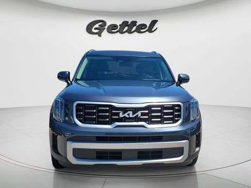 Used 2024 Kia Telluride S w/ S Sunroof Package FWD image 2