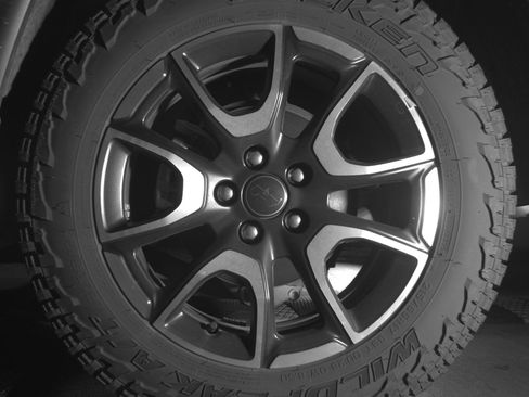 Used 2025 Jeep Compass Trailhawk AWD/4WD image 14