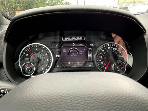 Used 2022 RAM 1500 Big Horn AWD/4WD image 14