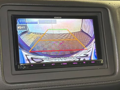 Used 2018 Honda HR-V EX image 28