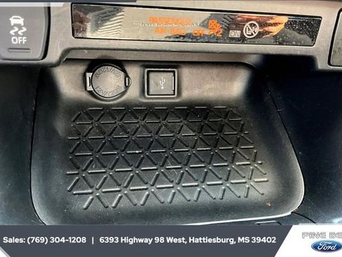 Used 2022 Toyota RAV4 LE image 22