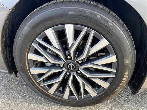 Certified 2023 Nissan Altima 2.5 SV image 8