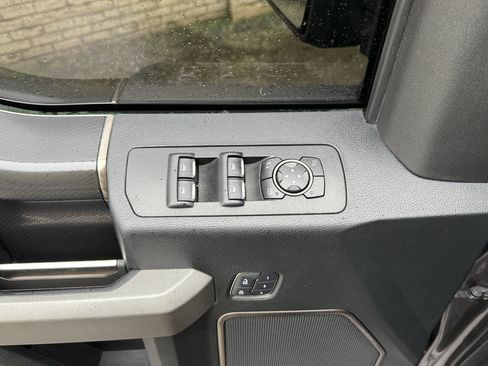 Used 2017 Ford F150 Raptor w/ Equipment Group 802A Luxury image 55