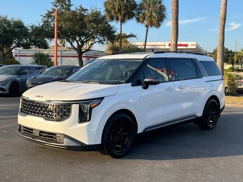New 2026 Kia Carnival SX w/ SX Dark Edition Package FWD image 2