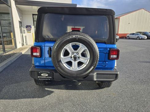 Used 2022 Jeep Wrangler Unlimited Sport image 4