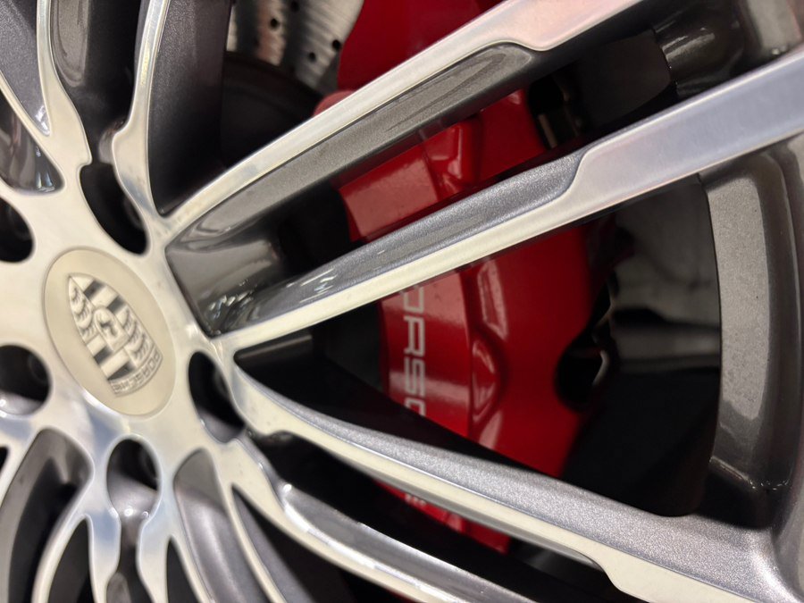 Used 2015 Porsche 911 Carrera S RWD image 3