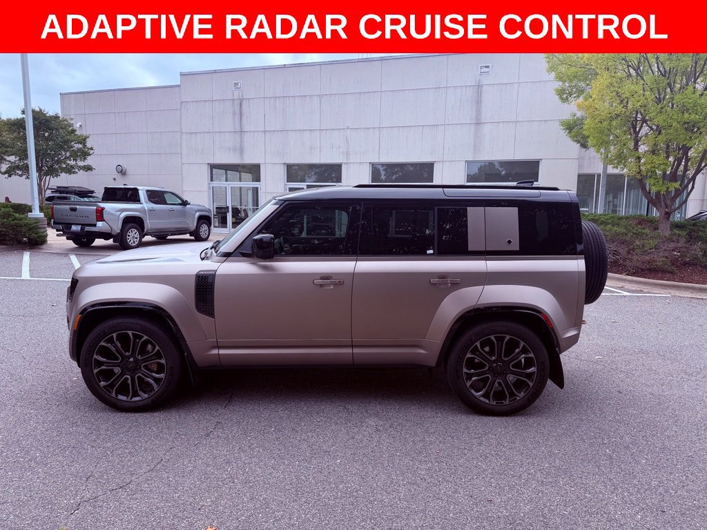 Used 2026 Land Rover Defender 110 OCTA AWD/4WD image 4