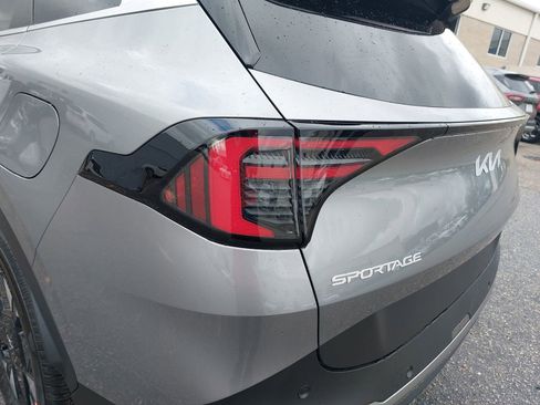 New 2026 Kia Sportage LX image 32