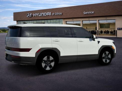 New 2026 Hyundai Santa Fe SE FWD image 8