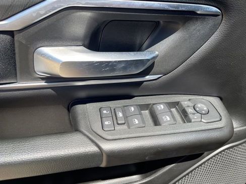 Used 2025 RAM 1500 Big Horn AWD/4WD image 11