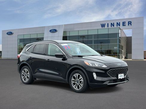 Certified 2022 Ford Escape SEL w/ Technology Package AWD/4WD image 5