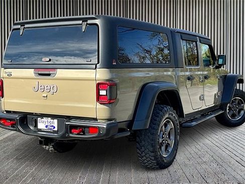 Used 2020 Jeep Gladiator Rubicon image 2