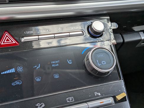 New 2027 Hyundai Santa Fe SE FWD image 30