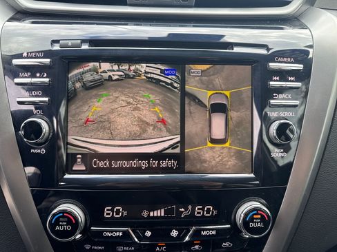 Used 2024 Nissan Murano SL image 21