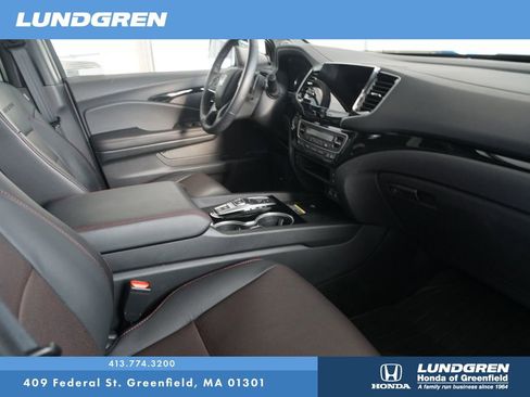 Used 2024 Honda Passport Black Edition image 37