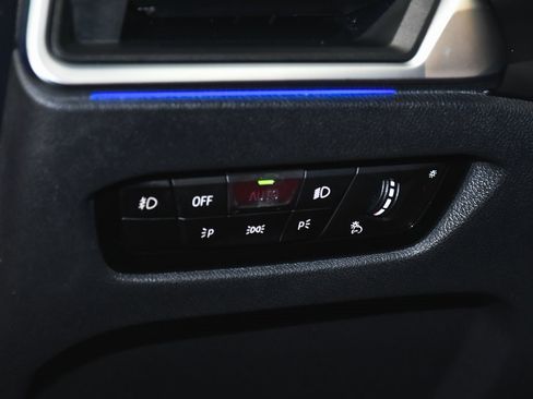 Used 2023 BMW 430i xDrive Coupe w/ M Sport Package image 17