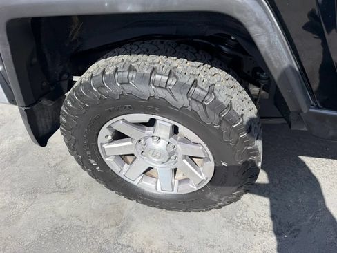 Used 2014 Toyota FJ Cruiser 4WD w/ Upgrade Package image 31
