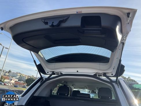 Used 2019 Land Rover Discovery Sport SE image 10