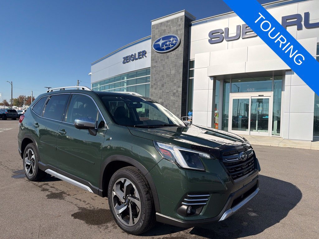 Used 2023 Subaru Forester Touring AWD/4WD image 1