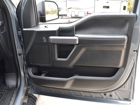 Used 2019 Ford F150 XLT w/ Equipment Group 302A Luxury image 31