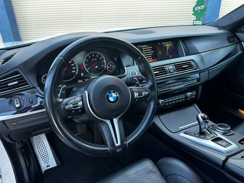 Used 2014 BMW M5 RWD image 14