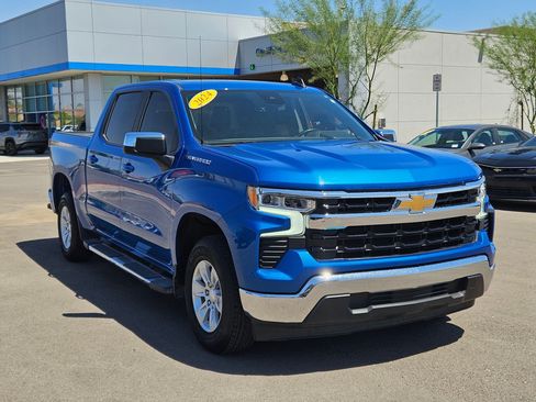Used 2024 Chevrolet Silverado 1500 LT RWD image 7
