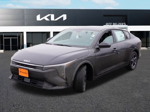 New 2026 Kia K4 LXS image 7