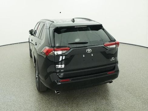 New 2025 Toyota RAV4 SE image 6
