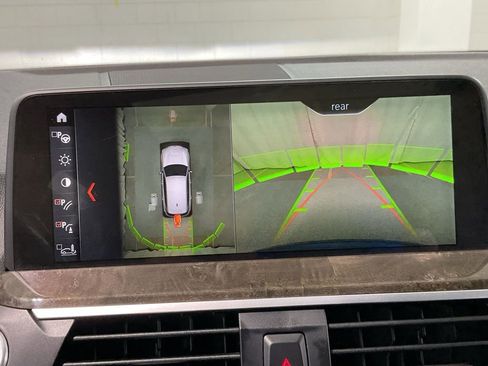 Used 2018 BMW X3 xDrive30i w/ M Sport Package image 19