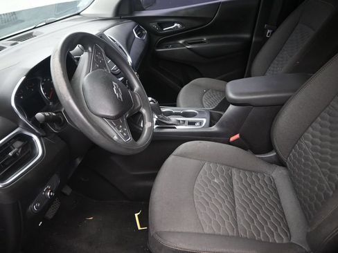 Used 2019 Chevrolet Equinox LT FWD image 12