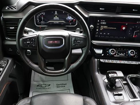 Used 2025 GMC Sierra 1500 AT4 w/ AT4 Premium Package AWD/4WD image 6