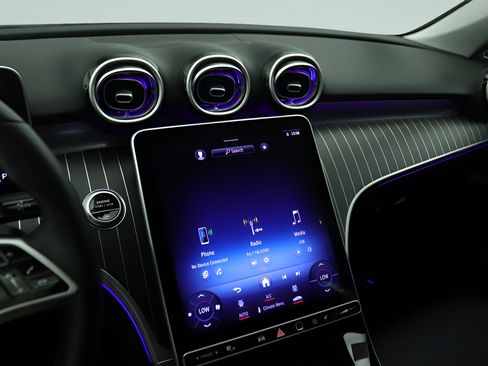 Certified 2023 Mercedes-Benz C 300 Sedan image 9
