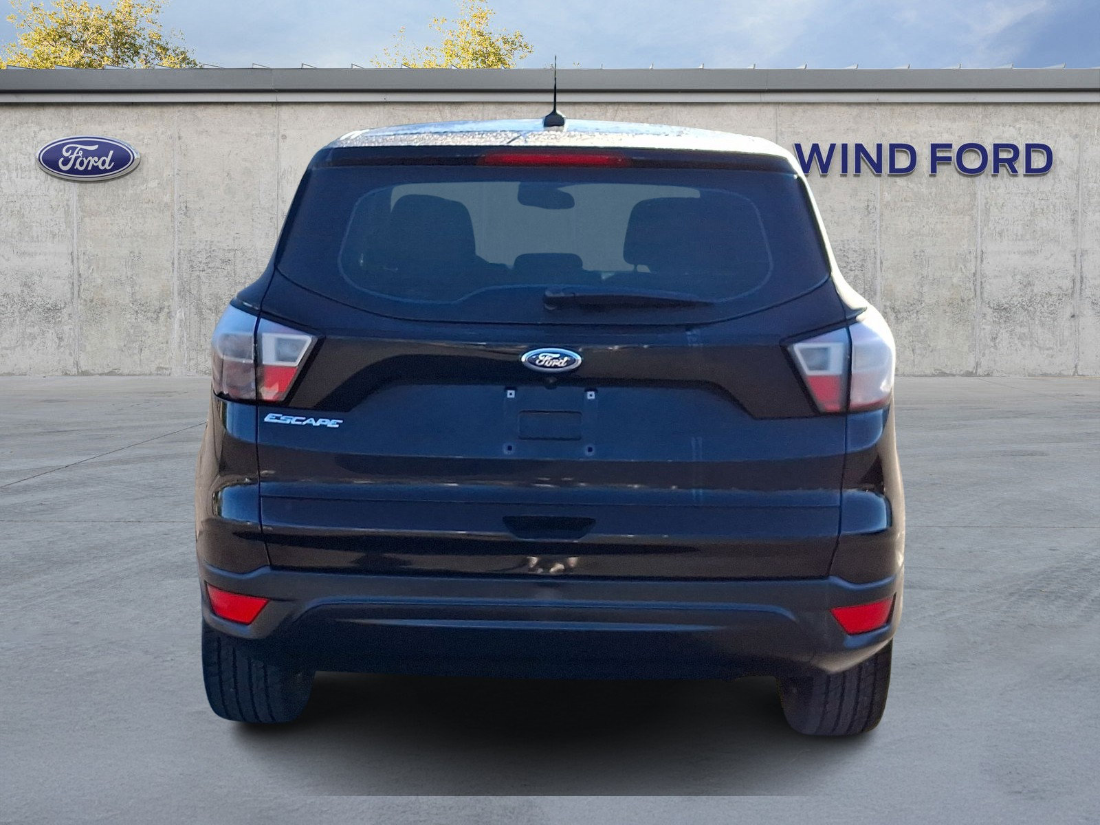 Used 2017 Ford Escape S FWD image 5