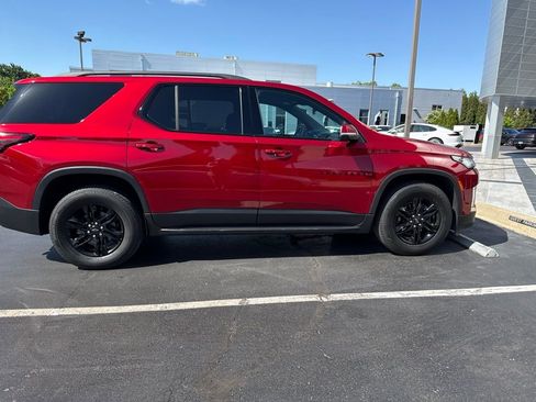 Used 2023 Chevrolet Traverse LT w/ Midnight/Sport Edition AWD/4WD image 3