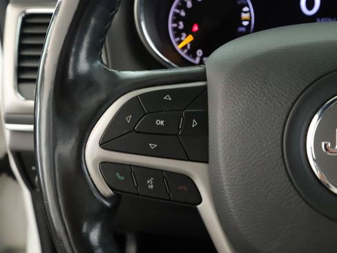 Used 2019 Jeep Grand Cherokee Limited AWD/4WD image 10