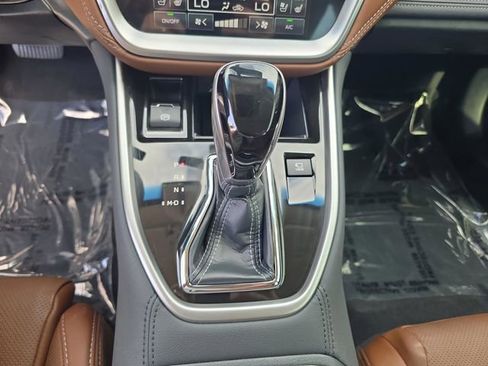 Certified 2022 Subaru Outback Touring XT w/ Popular Package #2 AWD/4WD image 20