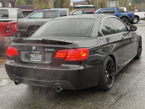 Used 2013 BMW 335i Convertible image 25