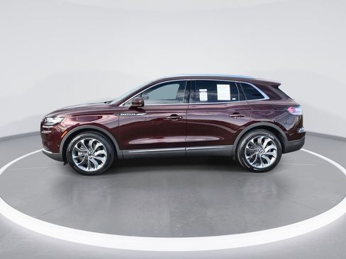 Used 2022 Lincoln Nautilus Reserve w/ Equipment Group 201A image 5